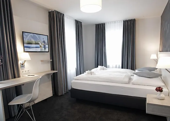 Alter Wirth ホテル